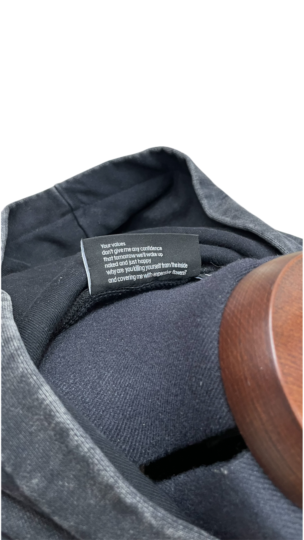 "LORA DÉSESPÉRÉE" HOODIE